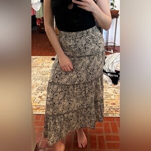 Black + Crème Tiered Skirt